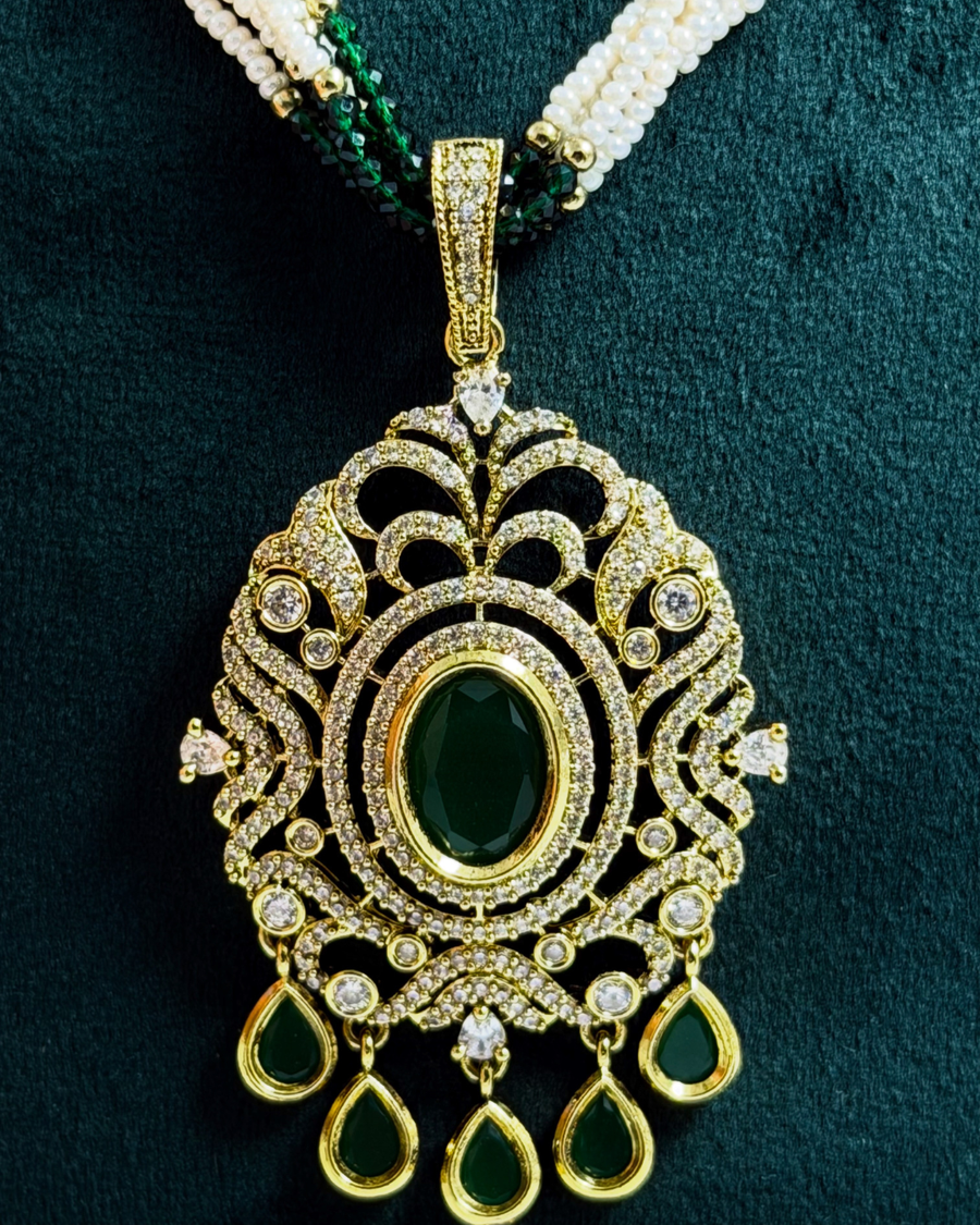Aariz Emerald Pearl Necklace Set alternate view