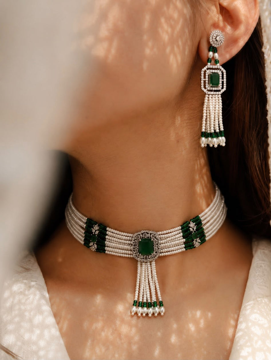 Emerald Pearl Choker Necklace Set alternate view
