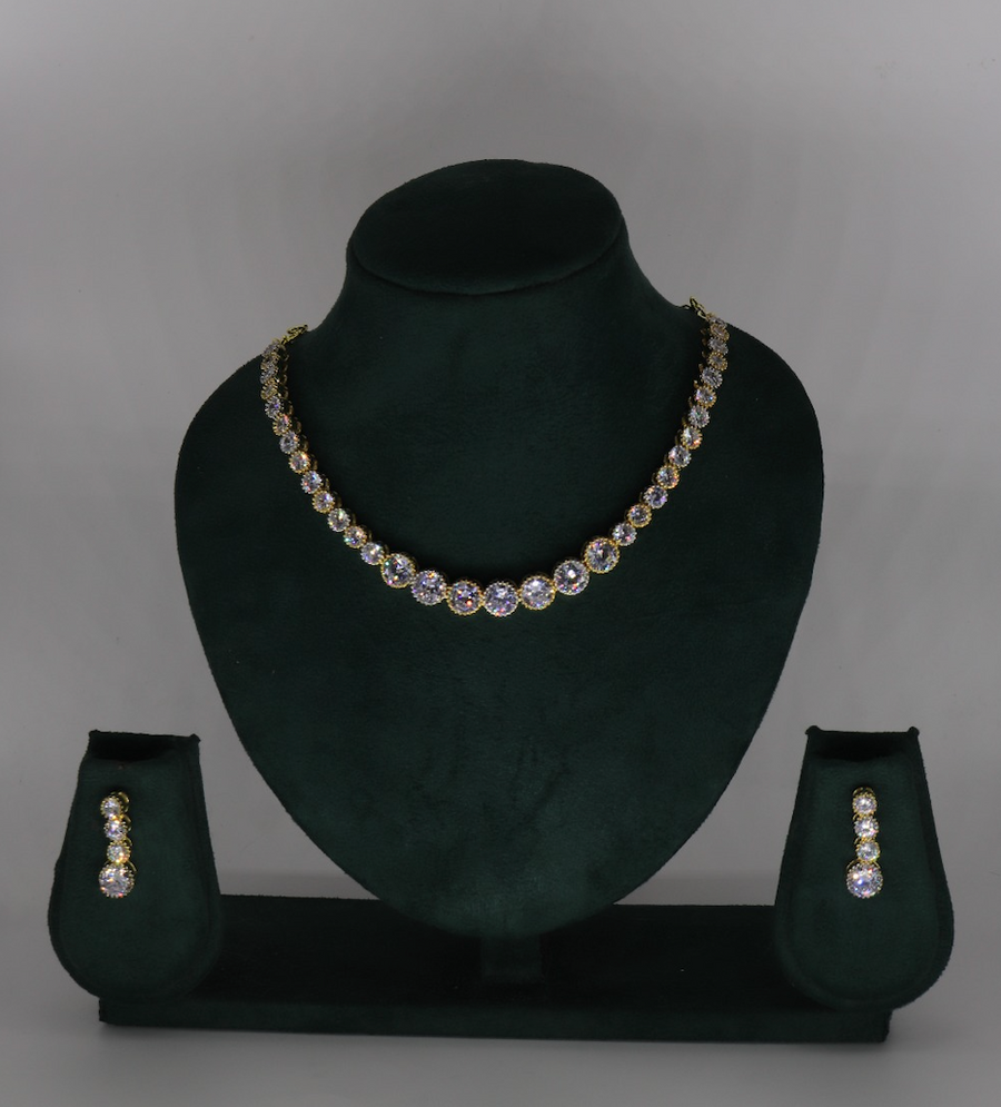 Lamees Collar Necklace Set