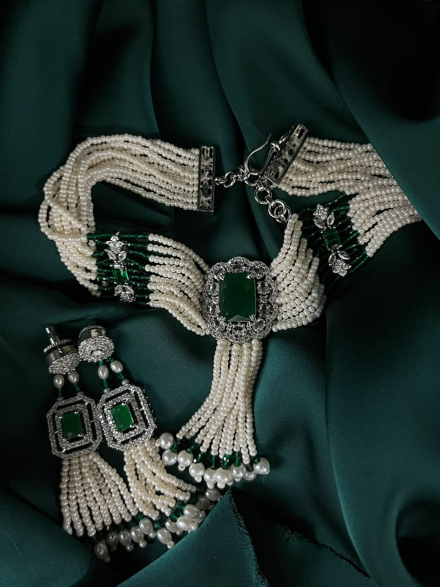 Emerald Pearl Choker Necklace Set